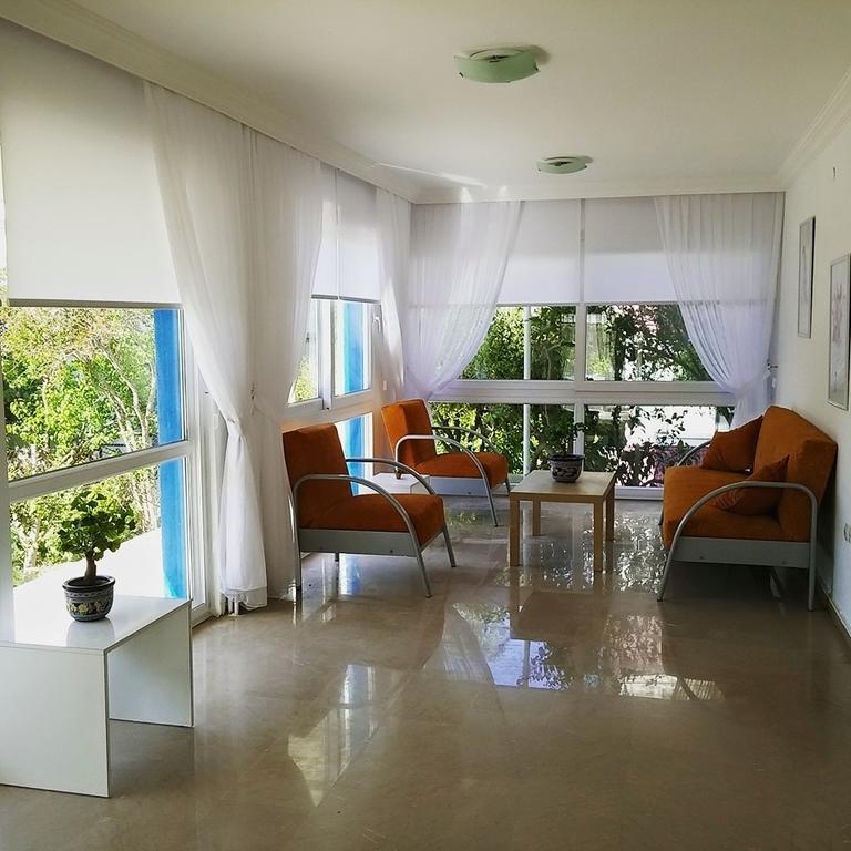 Parla Apart Hotel Çeşme Exteriör bild